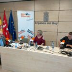 LA CONCEJALA DE CULTURA MONTSERRAT FERNANDEZ Y EL DJ CÉSAR NOVERO