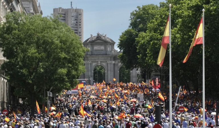 El Partido Popular congrega a unas 80.000 personas en Madrid para protestar contra la amnistía de Pedro Sánchez
