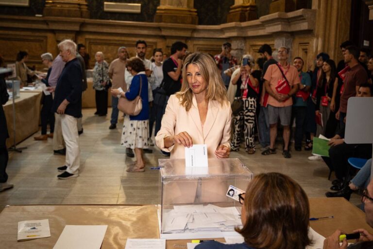 Yolanda Díaz dimite telemáticamente como coordinadora de Sumar