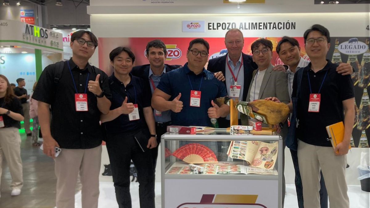 El Pozo Alimentación exhibe sus productos en la feria Food & Hotel de Seúl en Corea del Sur