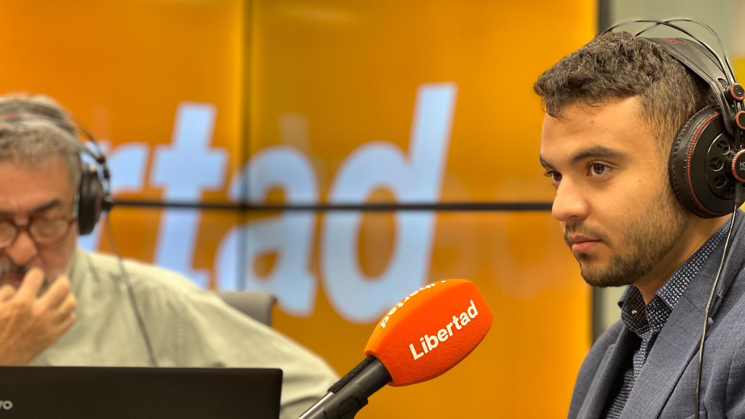 Pedro Sánchez amenaza a los medios críticos