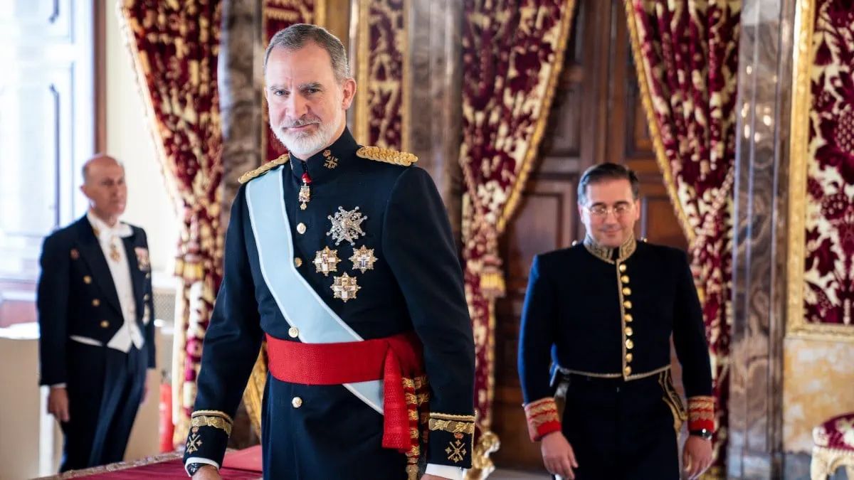 Zarzuela desmiente a Albares, sobre la ausencia de la representación de España en Notre Dame