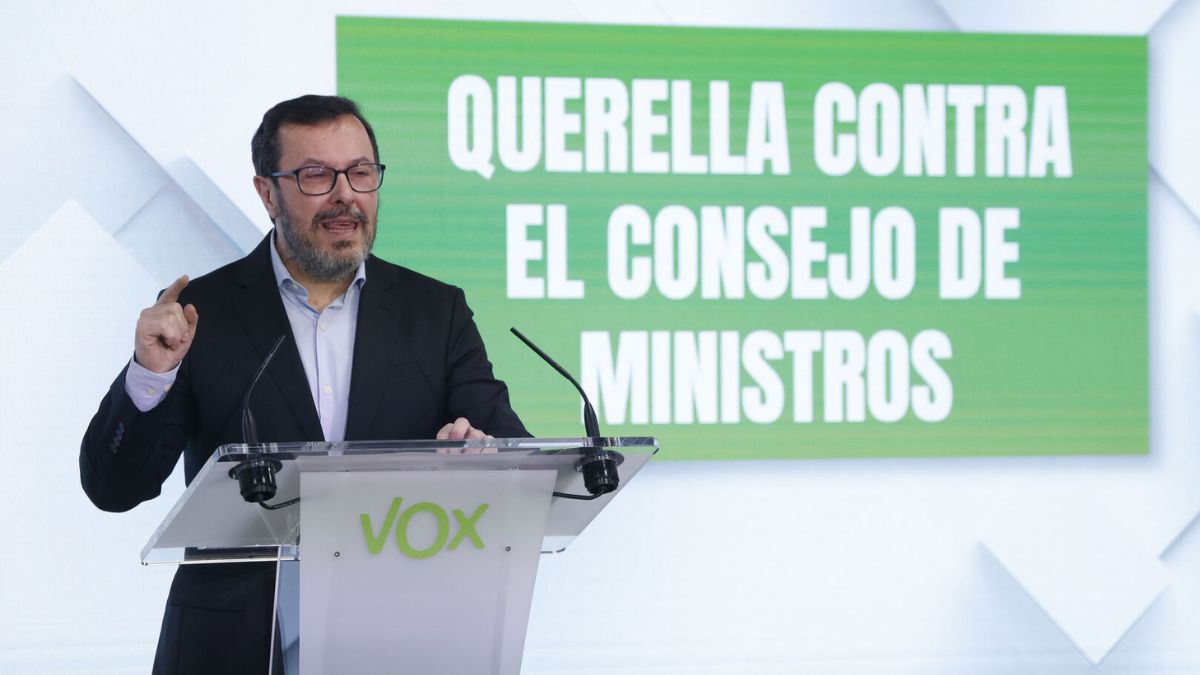 VOX se querella contra el Gobierno por prevaricar con la entrega del palacete de París al PNV