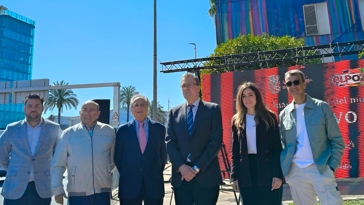 ElPozo ExtraTiernos rinde homenaje al negocio tradicional y al relevo generacional con un gran mural urbano