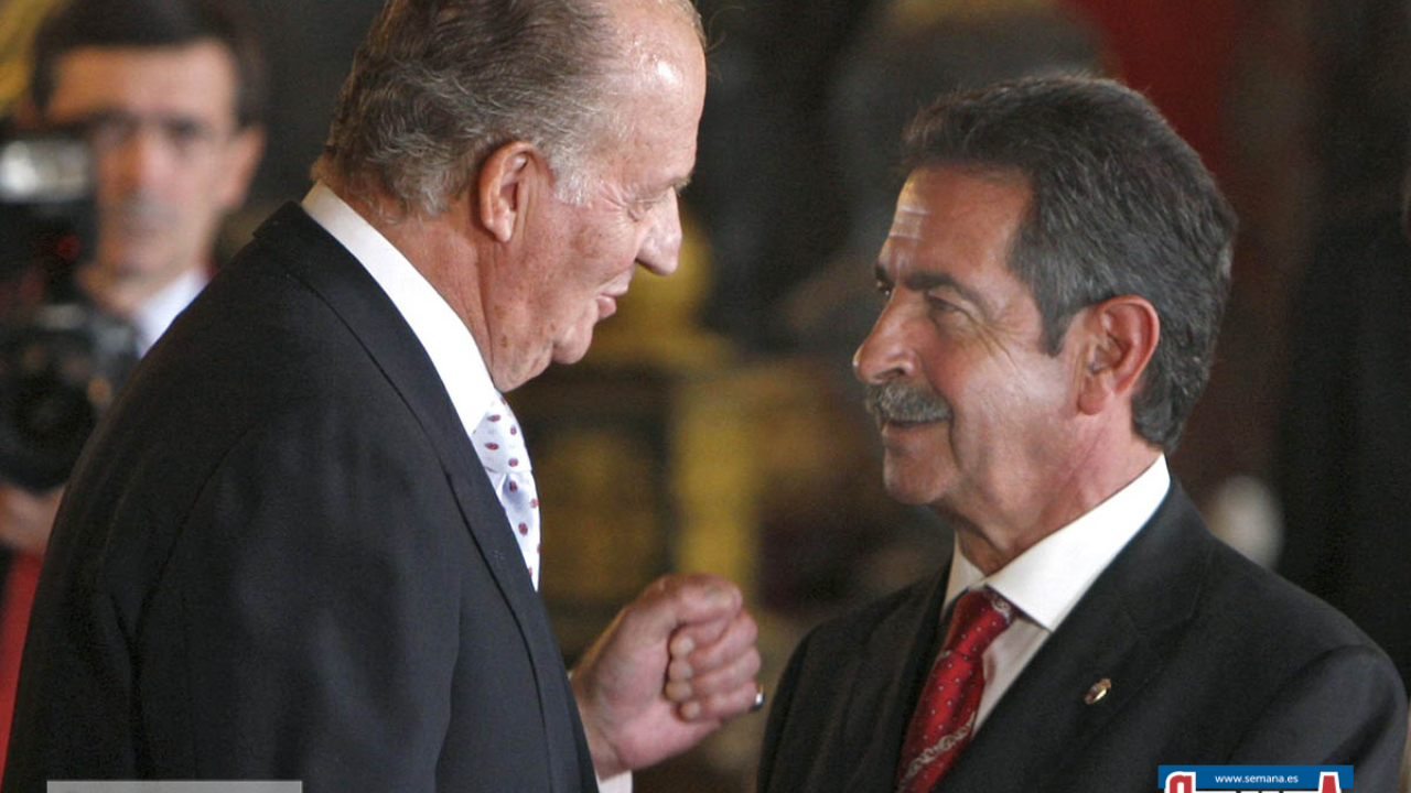 Denuncia de Juan Carlos I contra Revilla