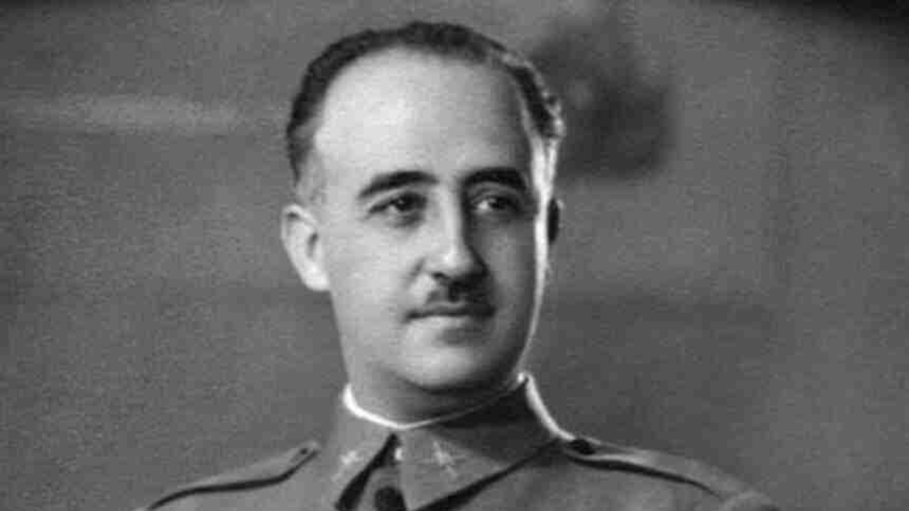 El Gobierno paga vídeos en contra de Franco a mil euros el minuto