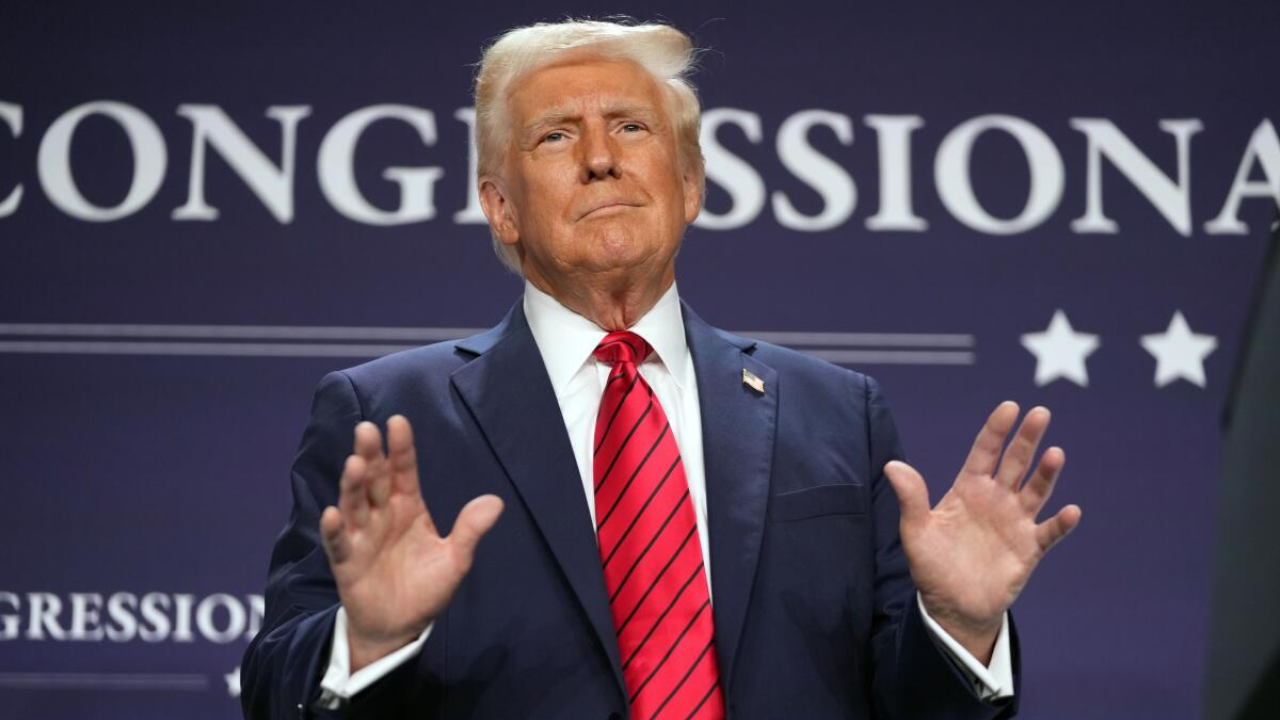 Trump confirma que comenzarán las conversaciones de paz entre Ucrania y Rusia.