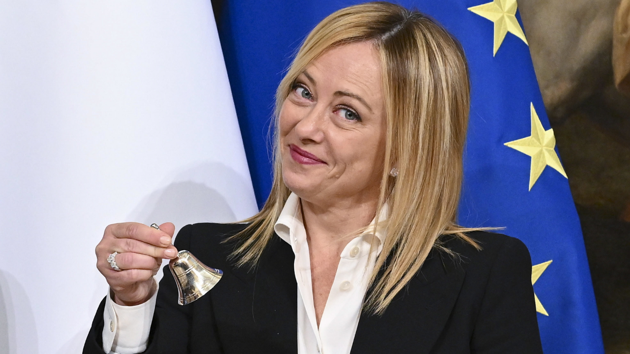 Fracasan los referendos de la izquierda italiana