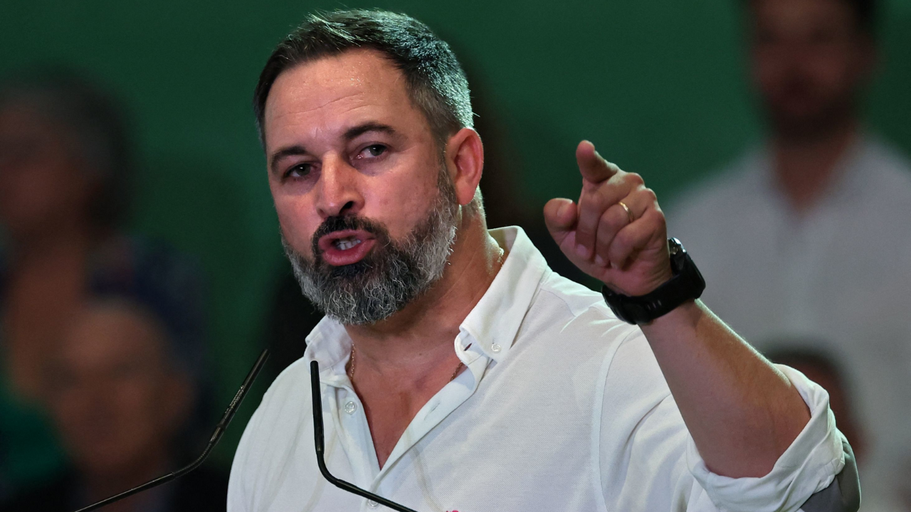 Abascal carga contra el gobierno criminal