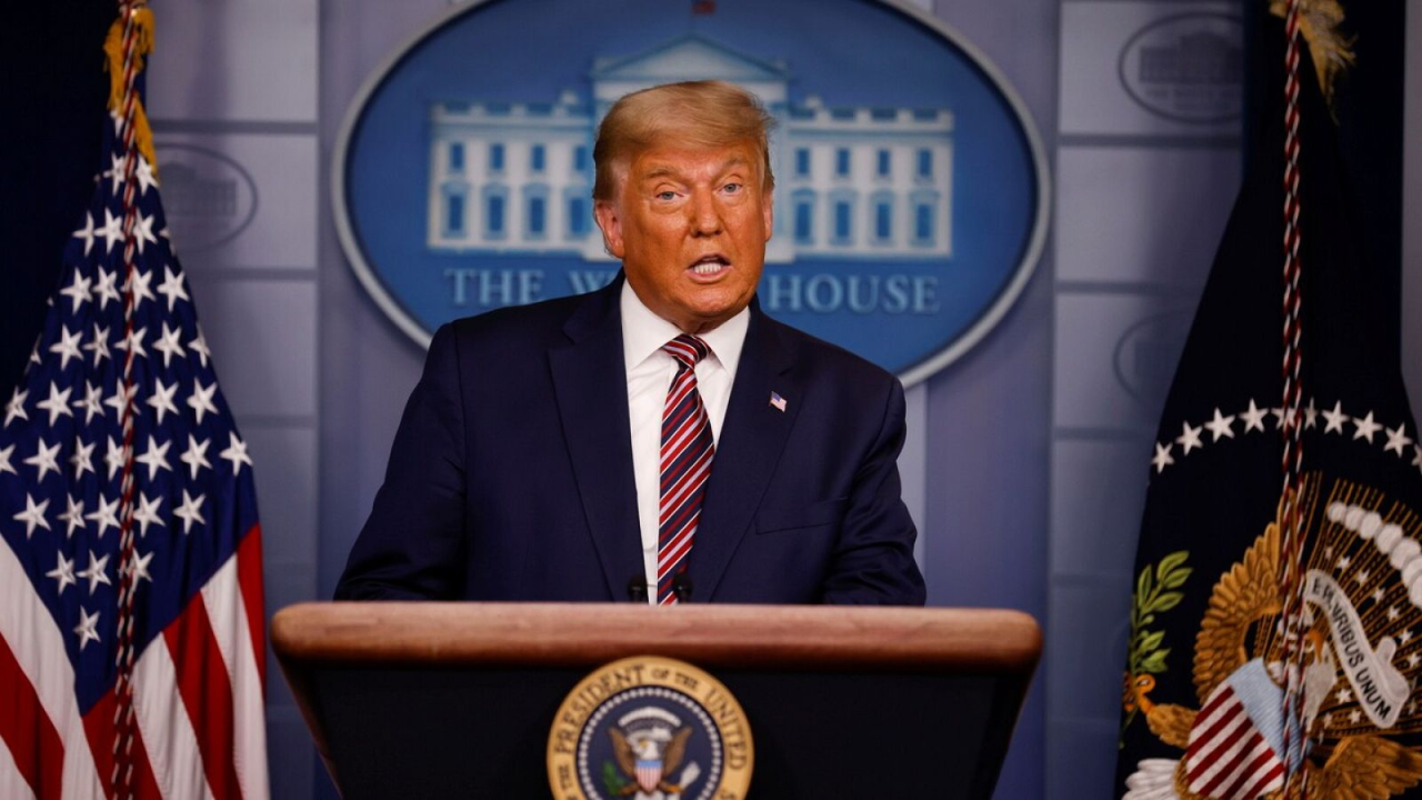 La Corte Suprema de Estados Unidos avala la tesis de Trump y autoriza la prohibición de tratamientos trans a menores.