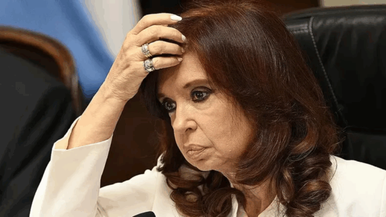 La Fiscalía de Argentina apela la decisión que concedió arresto domiciliario a Cristina Kirchner y pide que sea trasladada a una cárcel