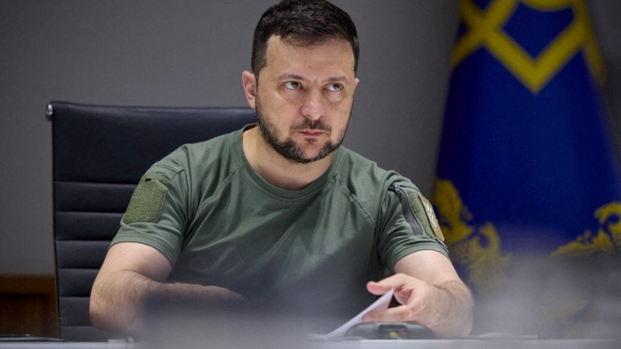 Zelensky pone bajo control de su gobierno los organismos encargados de luchar contra la corrupción en Ucrania.