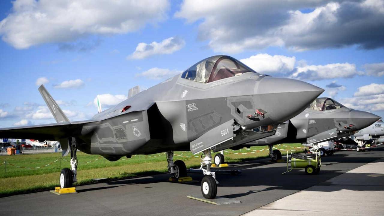 El Gobierno aparca la compra del F-35 para la Armada