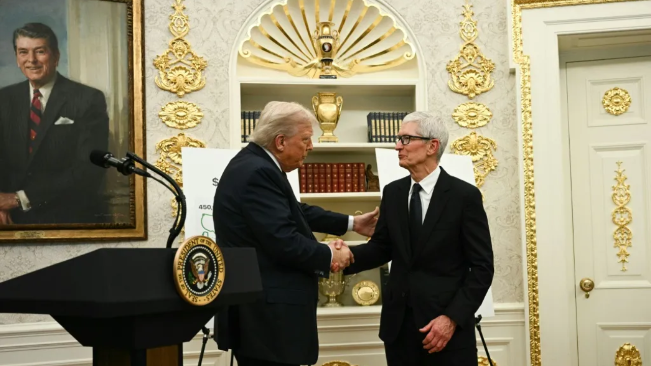Apple anuncia inversión de 100.000 millones en EEUU