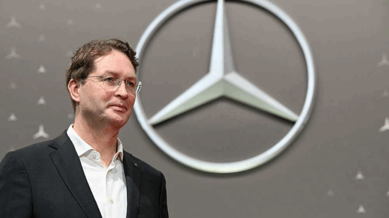 Mercedes-Benz critica la obsesión climática