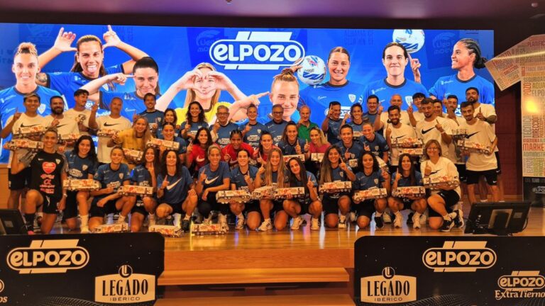 El Pozo Alimentación ayuda al deporte femenino al renovar su patrocinio con el  Alhama Club de Fútbol ElPozo