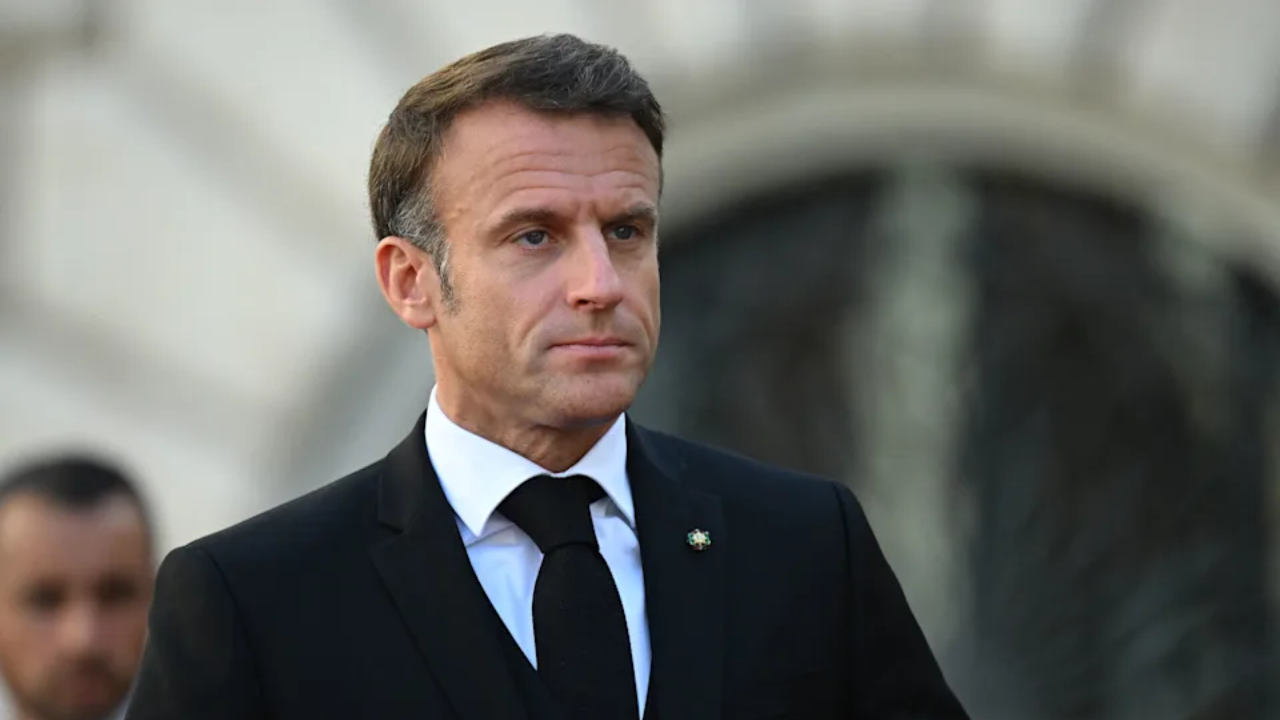  Macron se hace clima-escéptico