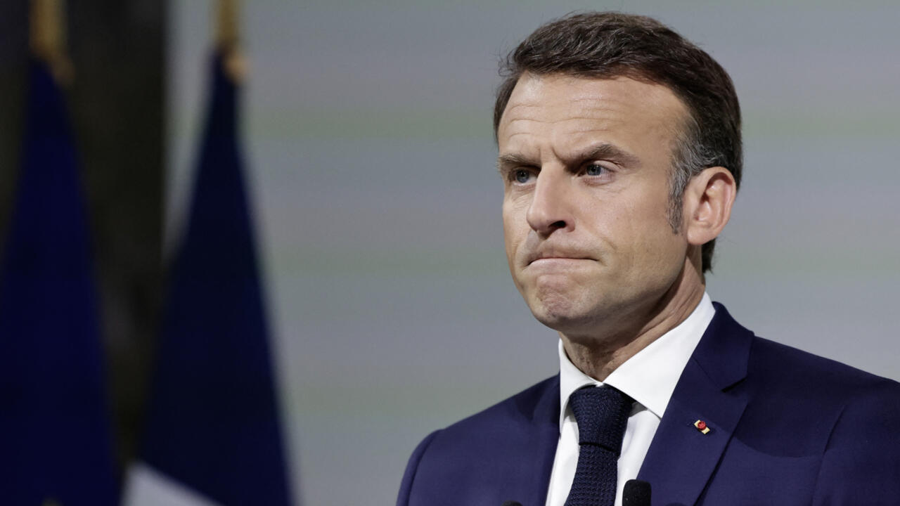 Aumenta la presión sobre Macron para que dimita como salida a la crisis de Francia