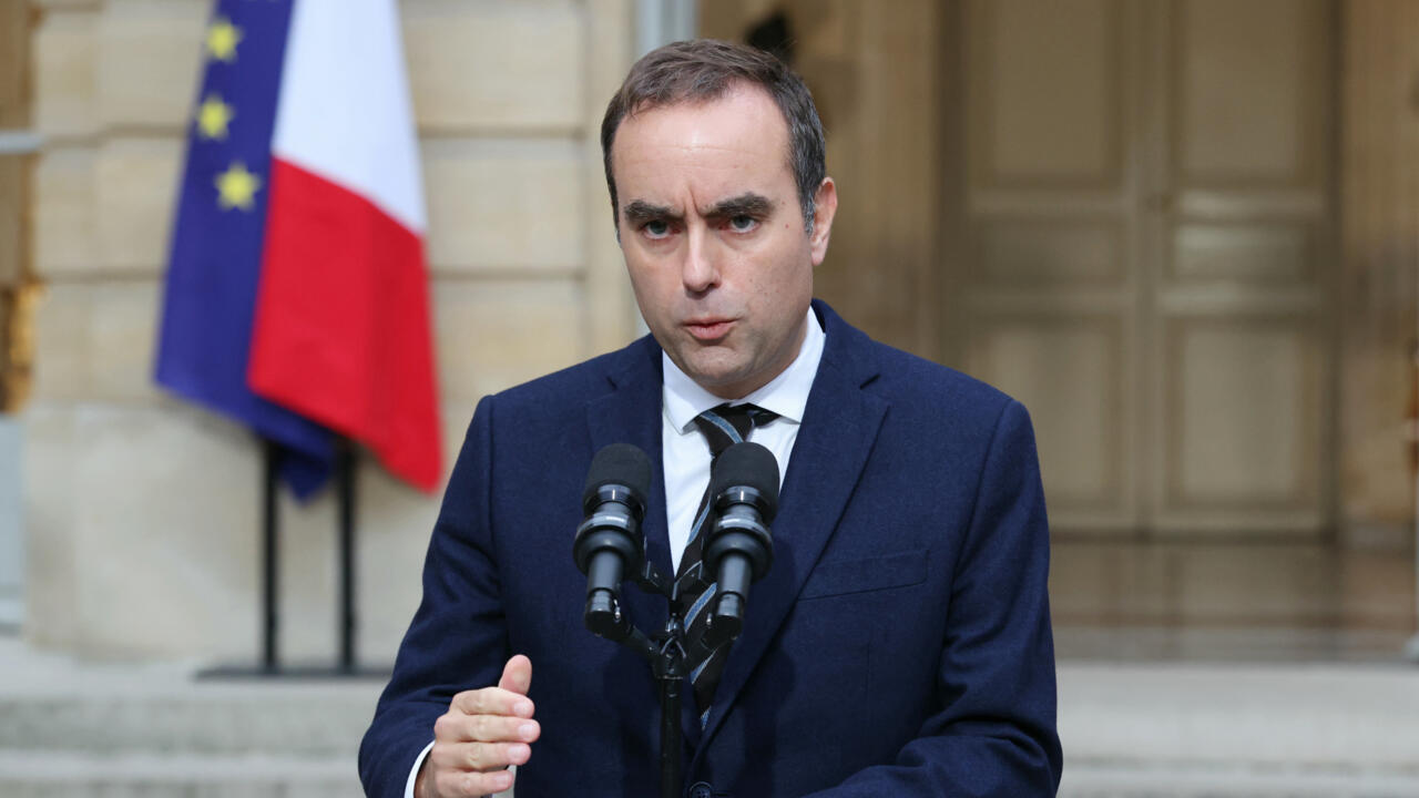 Le Cornu vuelve a conformar gobierno en Francia, y la derecha anuncian ya mociones de censura