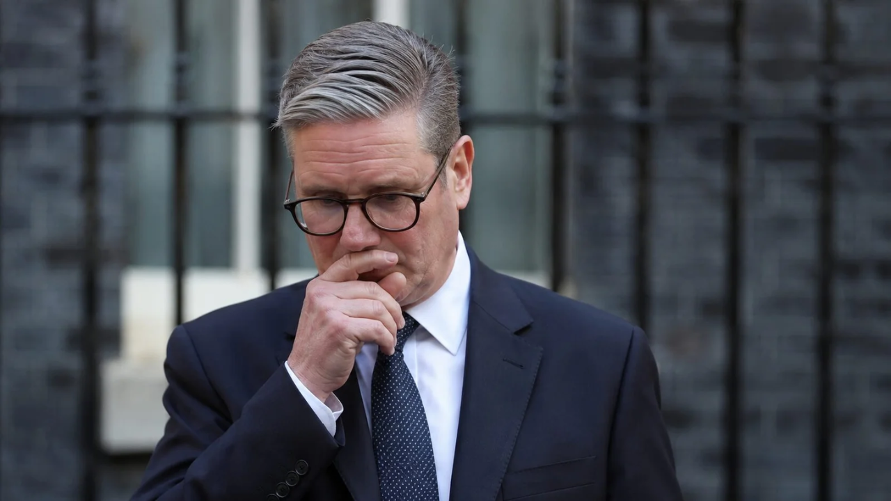 Cuarenta diputados laboristas piden la dimisión de Starmer