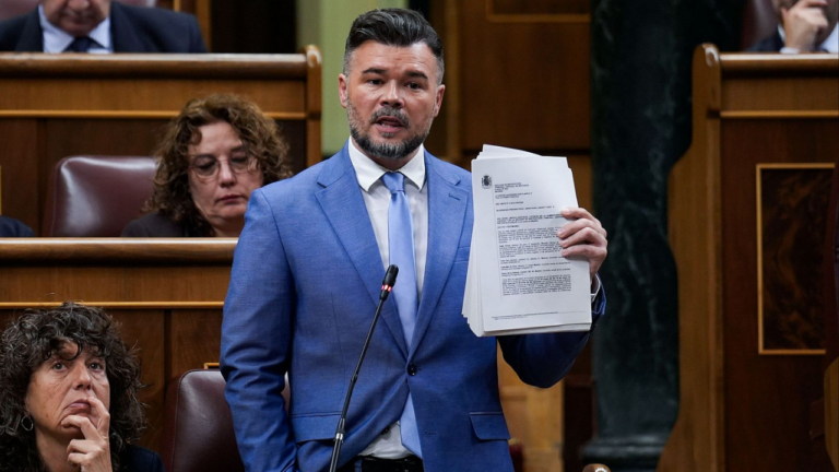 Rufián aceptaría ser cabeza de lista en unas elecciones si eso ayuda a unir a la izquierda