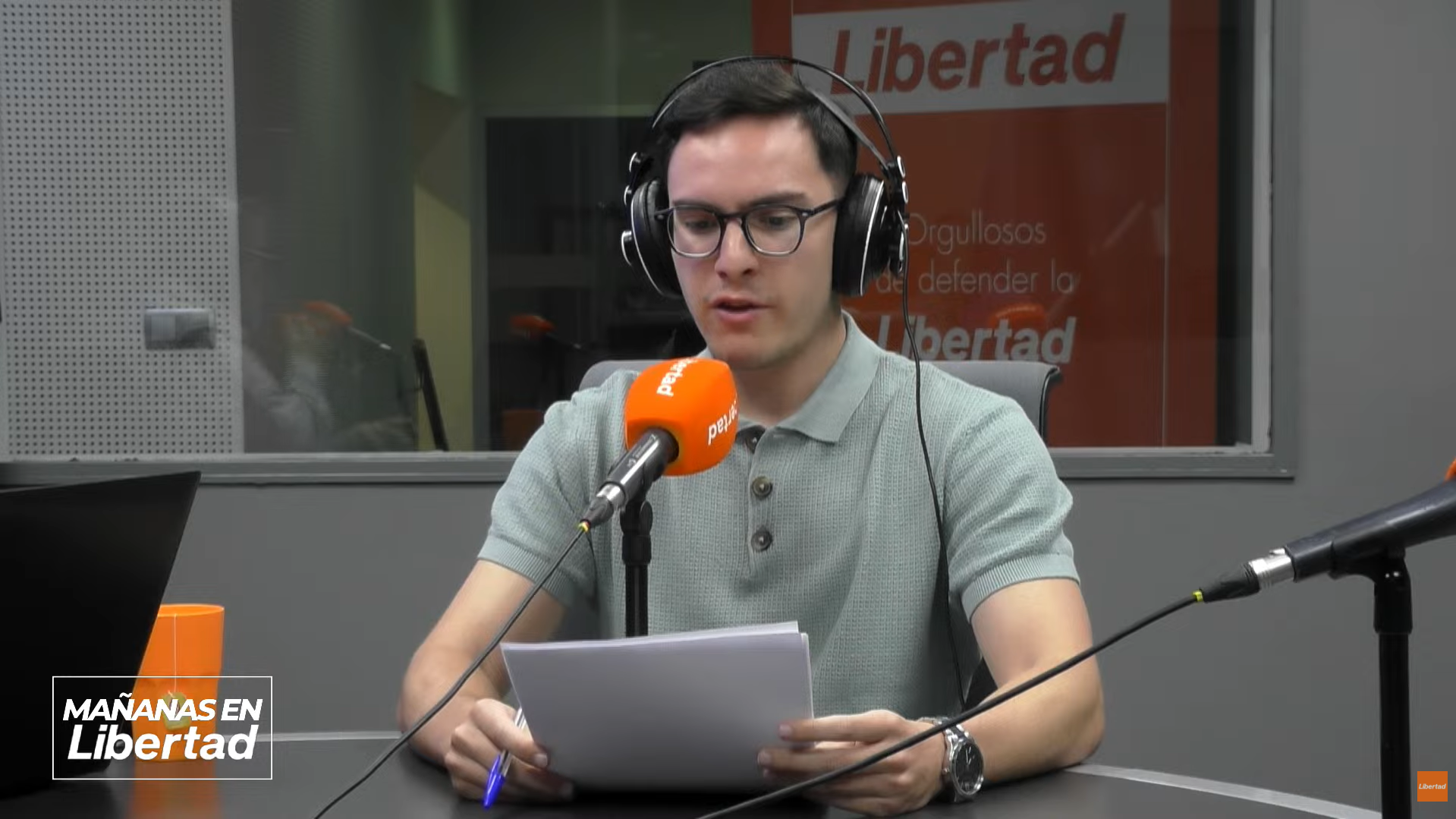  Vox pide la retirada del pasaporte a Zapatero