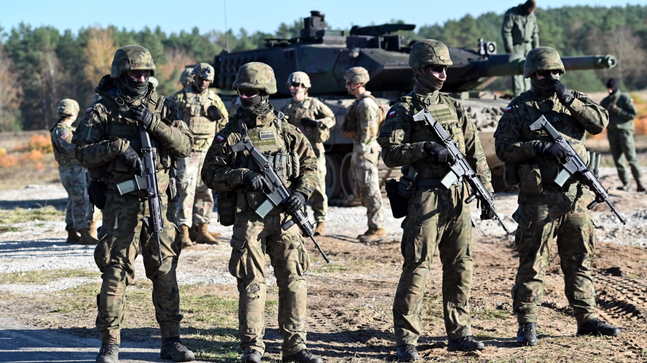 EEUU anuncia que va a revisar su presencia militar en Europa