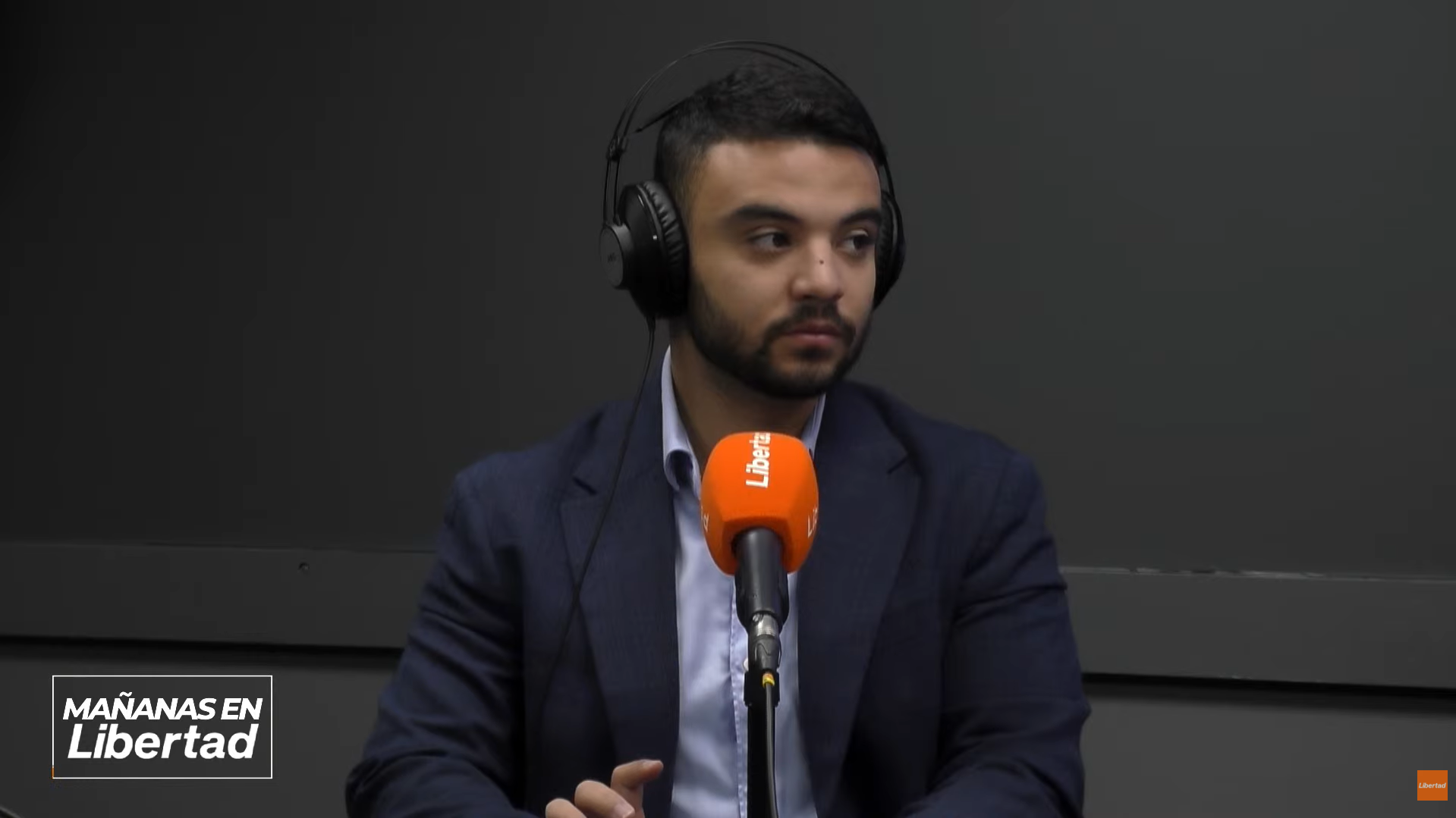 Pedro Sánchez respalda a Zapatero