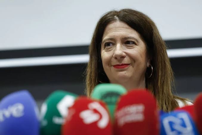 Un testigo afirma que Leire Díez se presentaba como emisaria del «one», en alusión a Sánchez