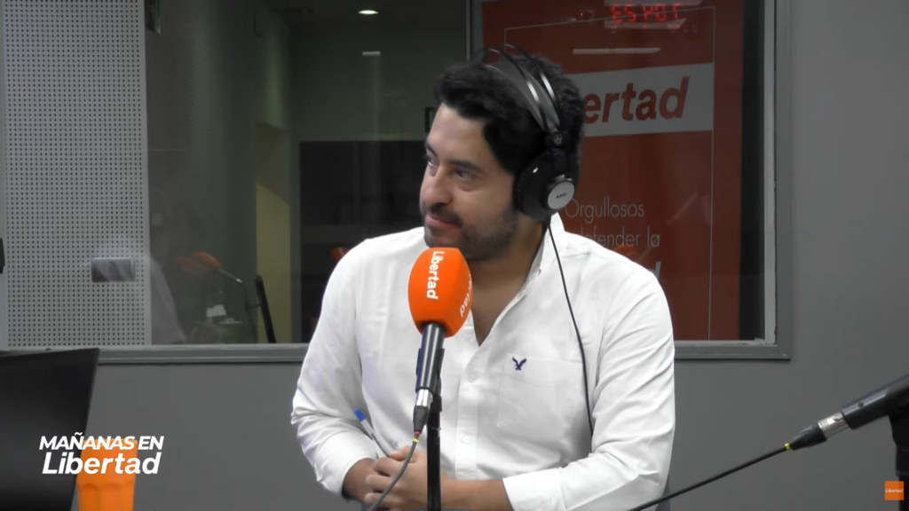 Marlaska dice ahora que entraron 72.000 y que el CNI no avisó