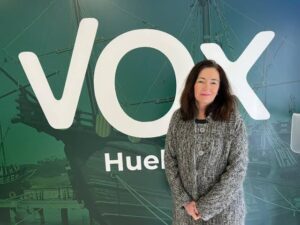 VOX exige reprobar a Robles, conocer la información del CNI y militarizar la frontera de Ceuta